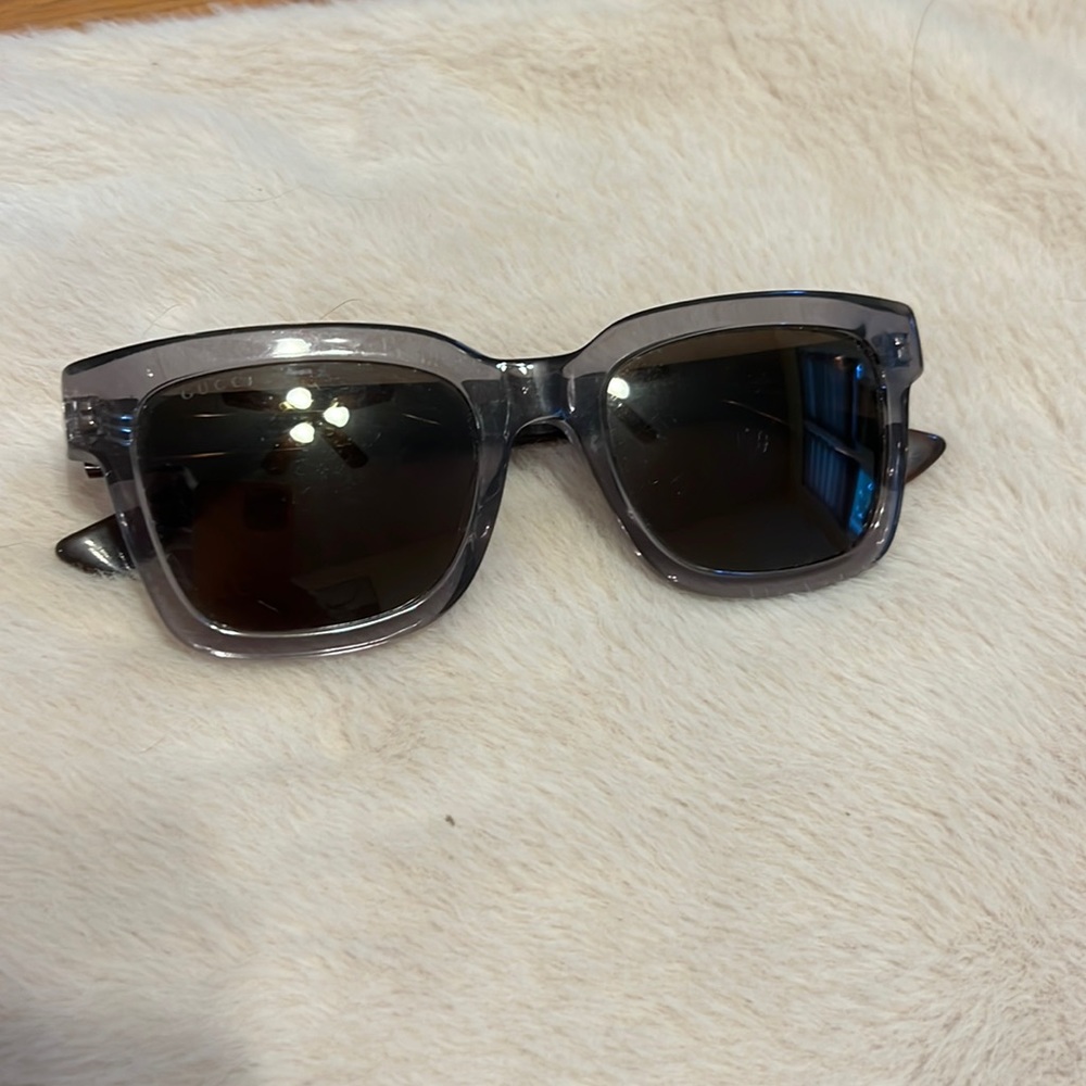 Gucci sunglasses
